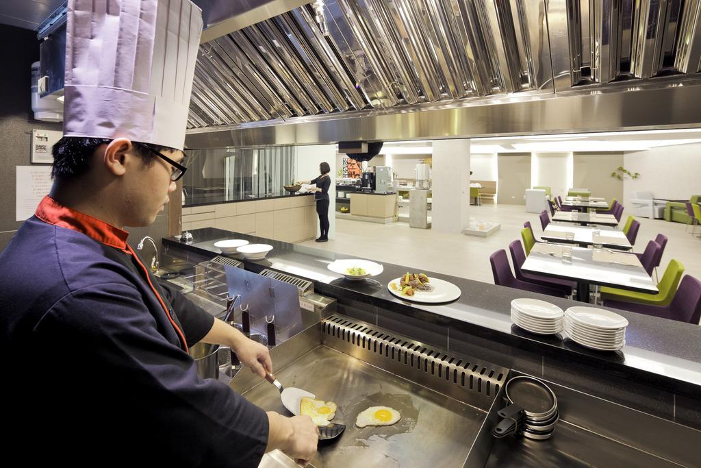 Hotelday Taichung Eksteriør billede