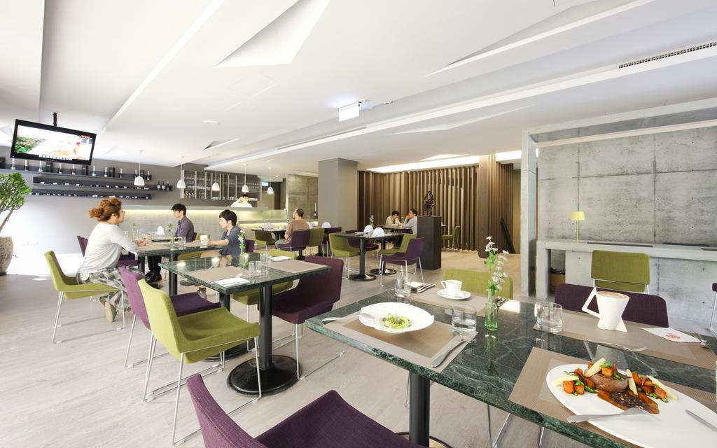 Hotelday Taichung Eksteriør billede