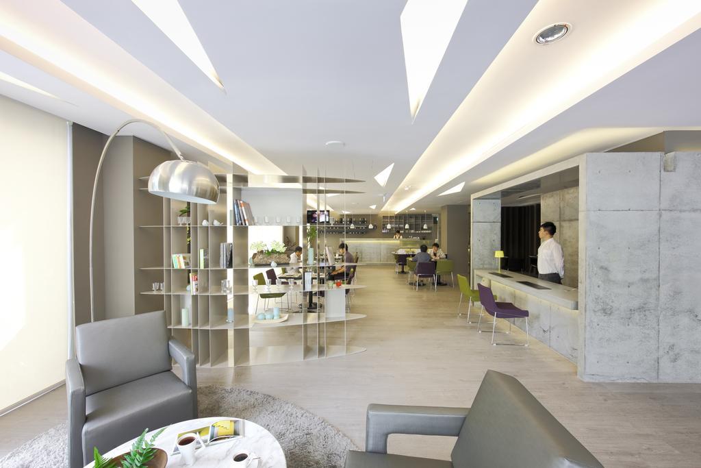 Hotelday Taichung Eksteriør billede