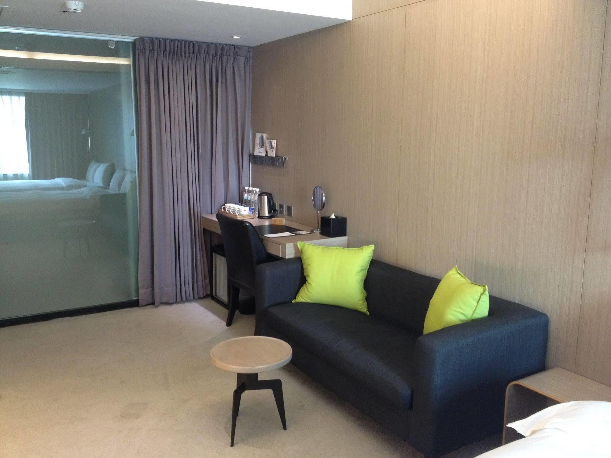 Hotelday Taichung Eksteriør billede